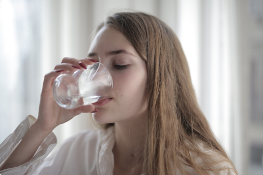 Sollte man Sonnenschutz auf die Lippen auftragen 1