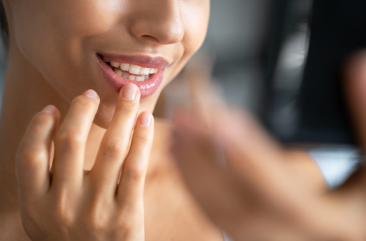 Sollte man Sonnenschutz auf die Lippen auftragen 3