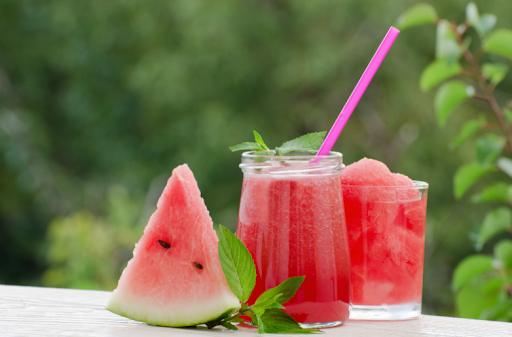 Darf man mit Akne Wassermelone essen 8